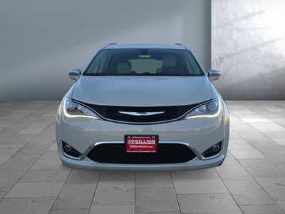 2020 Chrysler Pacifica — side profile view