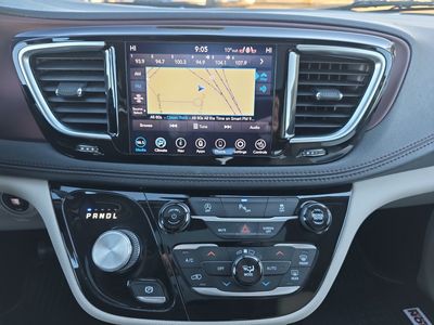 2020 Chrysler Pacifica — photo 11 view