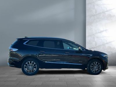 2024 Buick Enclave — detail view