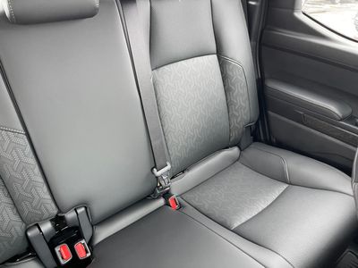 2025 Toyota Tacoma — photo 15 view