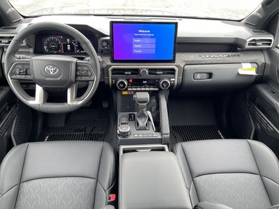 2025 Toyota Tacoma — photo 10 view