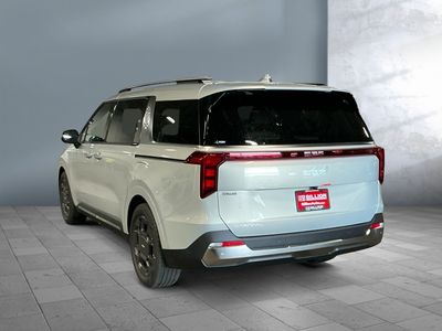 2026 Kia Carnival — detail view