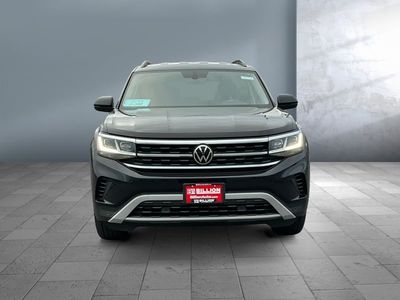 2021 Volkswagen Atlas — front three-quarter view