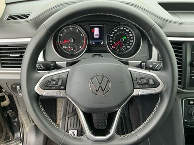 2021 Volkswagen Atlas — photo 13 view