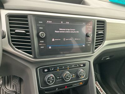 2021 Volkswagen Atlas — photo 7 view