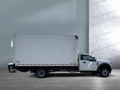 2022 Ford Super Duty F-550 DRW — interior view