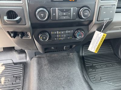 2022 Ford Super Duty F-550 DRW — engine compartment view