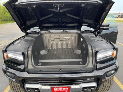 2025 GMC HUMMER EV SUV — photo 12 view