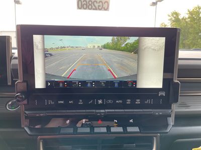 2025 GMC HUMMER EV SUV — photo 15 view