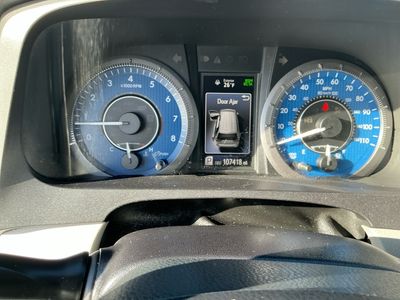2018 Toyota Sienna — engine compartment view
