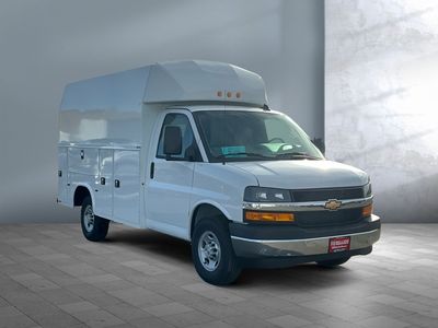 2025 Chevrolet Express Commercial Cutaway - Photo 1