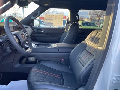 2026 Nissan Armada — photo 11 view