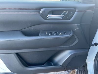 2026 Nissan Armada — photo 10 view