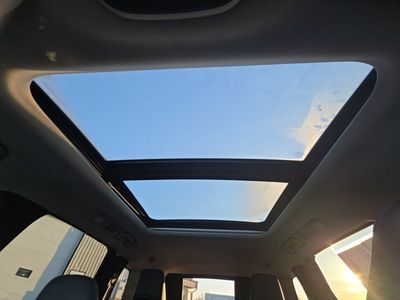 2023 INFINITI QX60 — photo 13 view