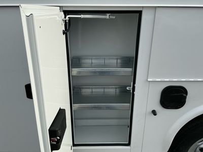 2025 Chevrolet Express Commercial Cutaway - Photo 9