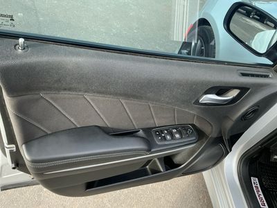 2023 Dodge Charger — photo 13 view