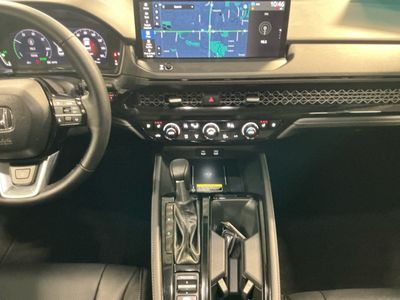 2025 Honda Accord Hybrid — photo 9 view