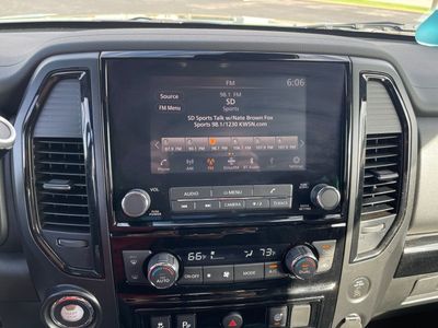 2024 Nissan Titan — photo 15 view