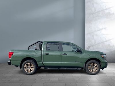 2024 Nissan Titan — detail view