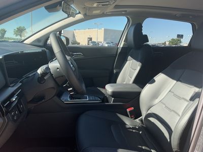 2026 Kia Sportage — photo 9 view