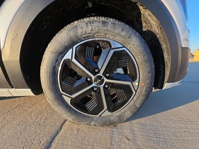 2026 Kia Niro - Photo 13
