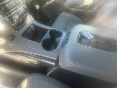 2015 Chevrolet Suburban — photo 11 view