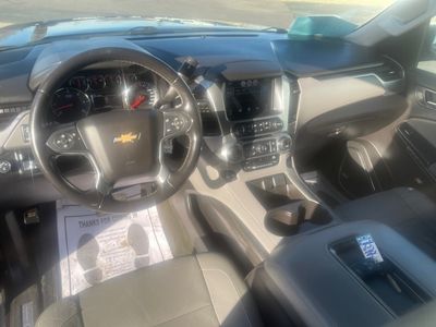 2015 Chevrolet Suburban — photo 14 view