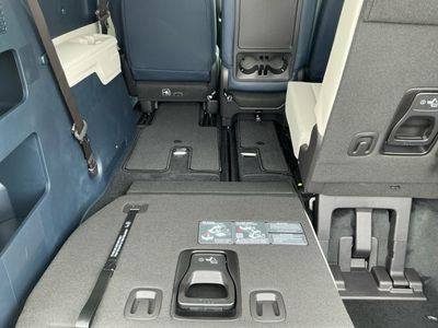 2026 Kia Carnival Hybrid - Photo 8