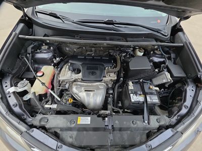 2015 Toyota RAV4 — photo 13 view