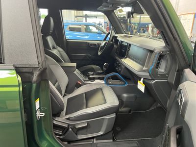 2024 Ford Bronco — photo 11 view