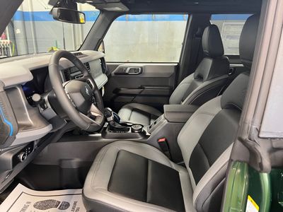 2024 Ford Bronco — photo 13 view