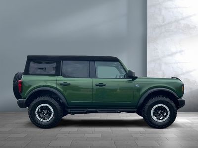 2024 Ford Bronco — photo 7 view