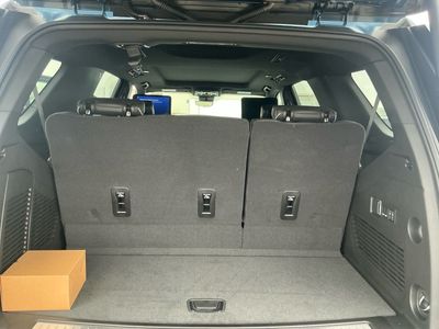 2026 Chevrolet Tahoe — photo 12 view