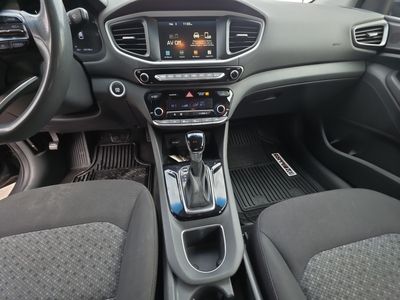 2019 Hyundai Ioniq Hybrid - Photo 12