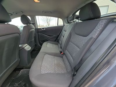 2019 Hyundai Ioniq Hybrid - Photo 6