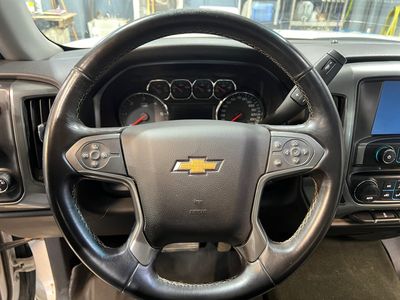 2015 Chevrolet Silverado 1500 — photo 14 view