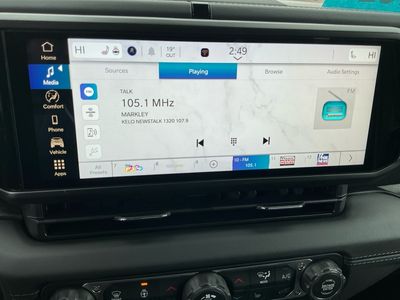 2026 Jeep Gladiator — photo 11 view