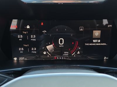 2026 GMC Canyon — photo 11 view