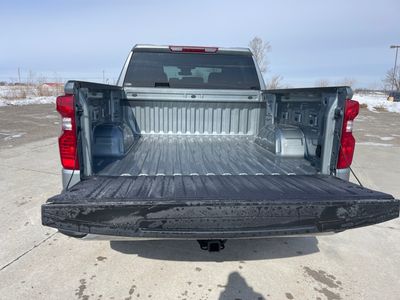 2025 Chevrolet Silverado 1500 — photo 11 view
