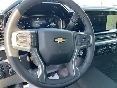 2025 Chevrolet Silverado 1500 — photo 13 view