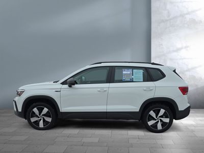 2023 Volkswagen Taos — detail view