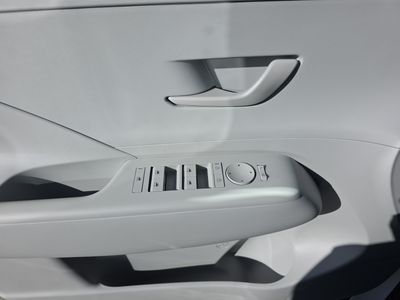 2026 Hyundai Kona — photo 9 view