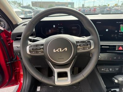 2026 Kia K5 - Photo 13