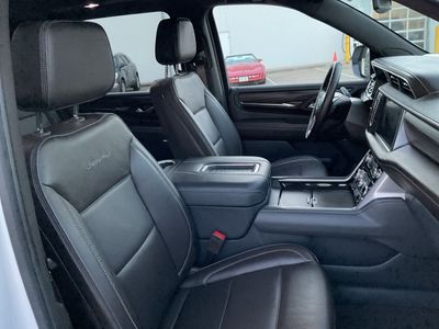2024 GMC Yukon XL - Photo 11