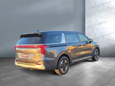 2026 Kia Carnival Hybrid — side profile view