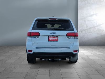 2022 Jeep Grand Cherokee WK — interior view