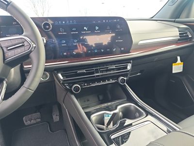 2026 Chevrolet Traverse - Photo 14