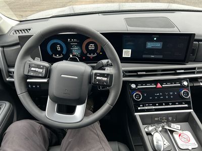 2025 Hyundai Santa Fe — photo 14 view