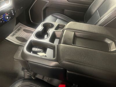 2022 Chevrolet Silverado 1500 — photo 14 view