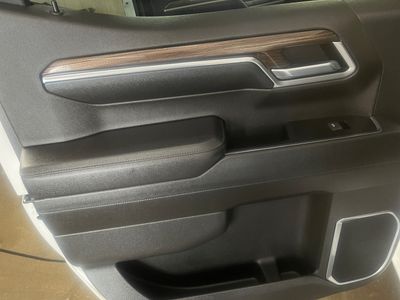 2022 Chevrolet Silverado 1500 — photo 8 view